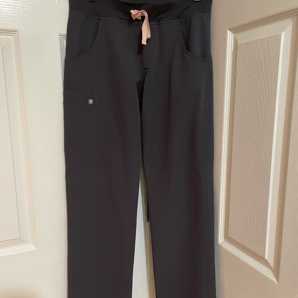 Figs Cargo Scrub Pants Gray